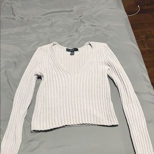 V-neck long sleeve knit sweatshirt